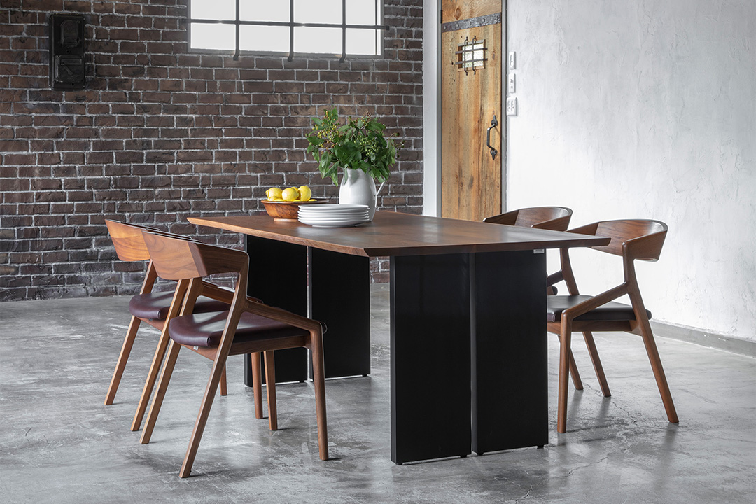 TABLE DT090 (W1500-1800mm)の機能紹介