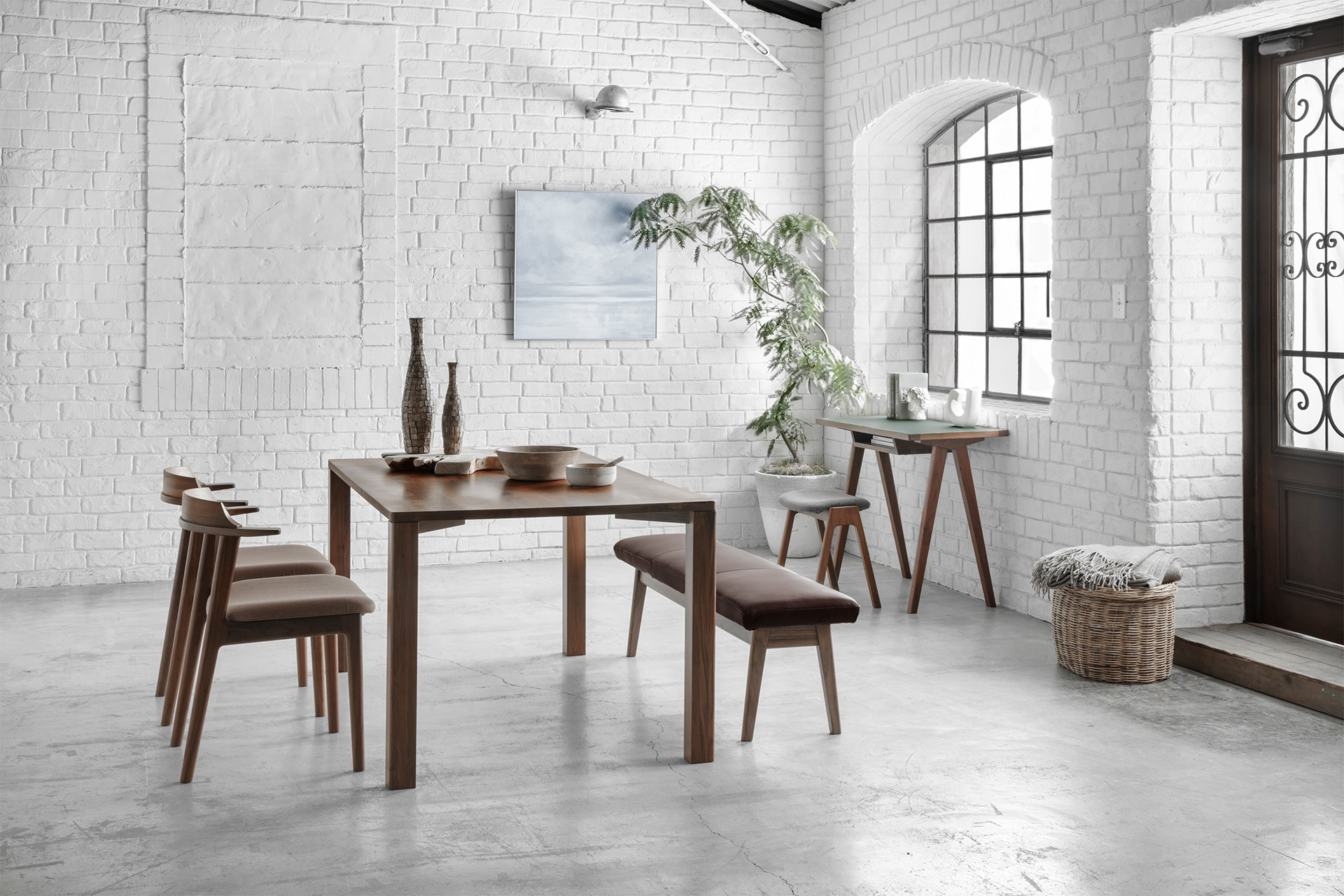 TABLE DT663 (W900-1050mm)