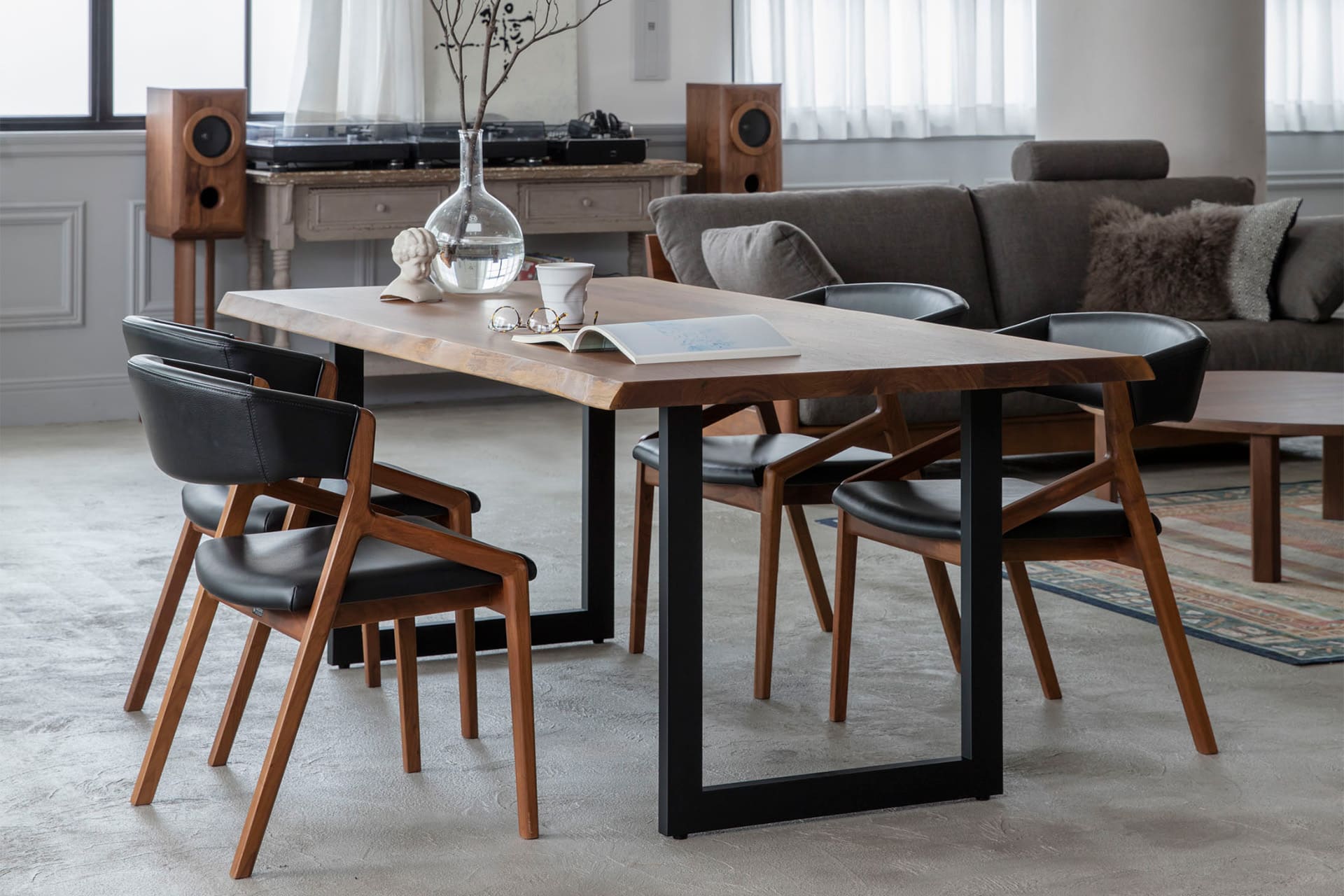 Coordination using CHAIR DC323-1W