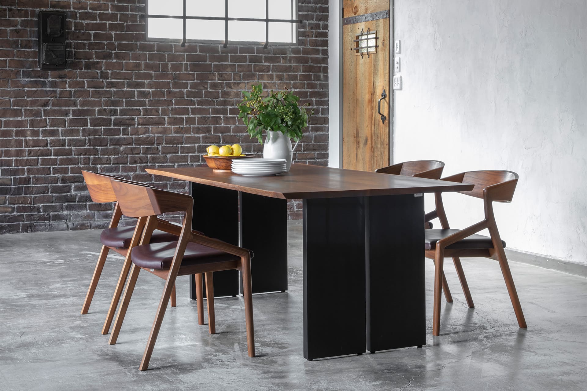 Coordination using CHAIR DC353-1W