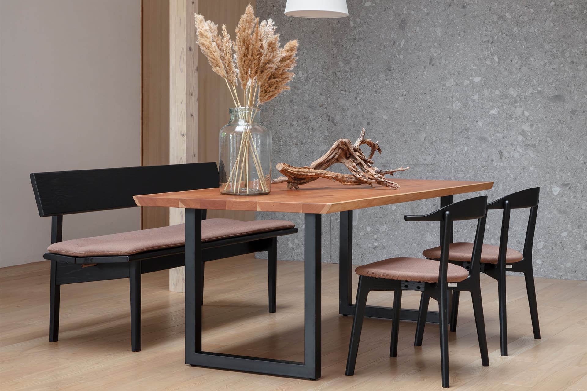 Coordination using CHAIR DC372-1W