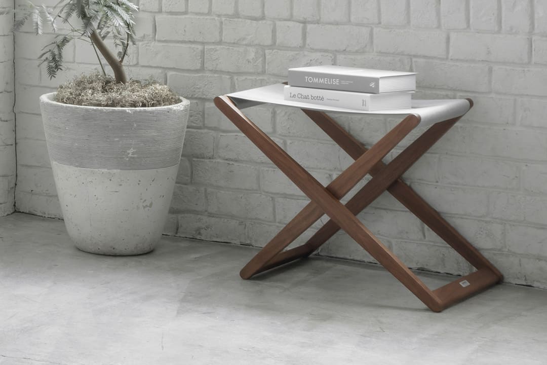 function of STOOL SC045-1S